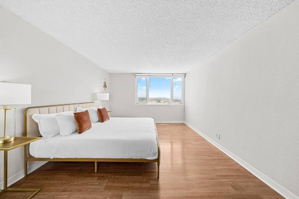 Sun-kissed Oceanfront Gem With Spectacular Views Appartement Los Angeles