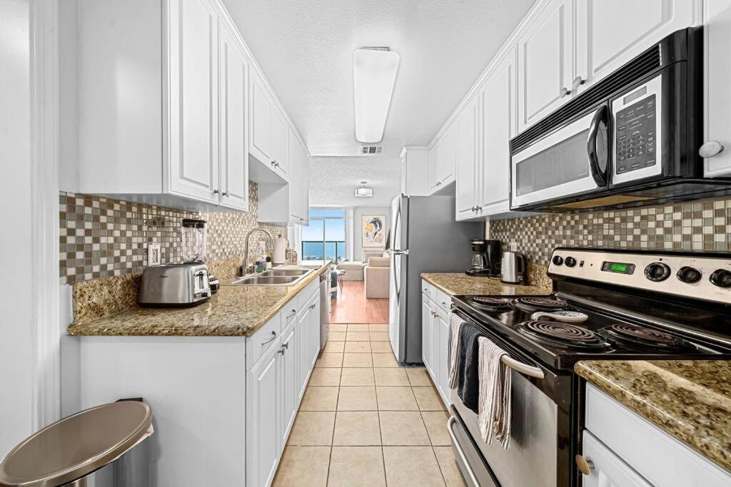 Appartement Sun-kissed Oceanfront Gem With Spectacular Views *